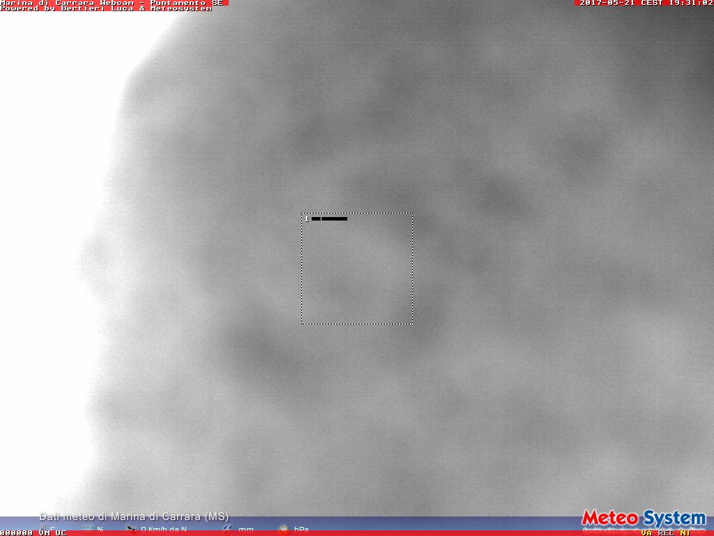immagine della webcam nei dintorni di Viareggio: webcam Carrara